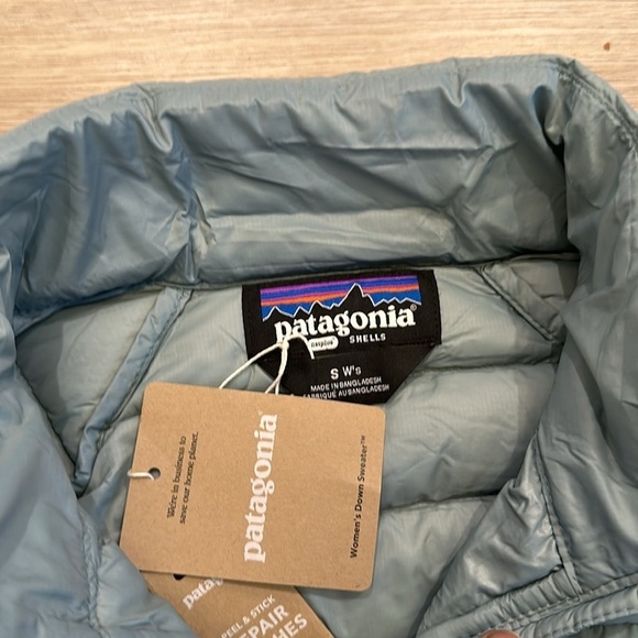 Patagonia Women's Down Sweater color thermal blue - Picture 7 of 9
